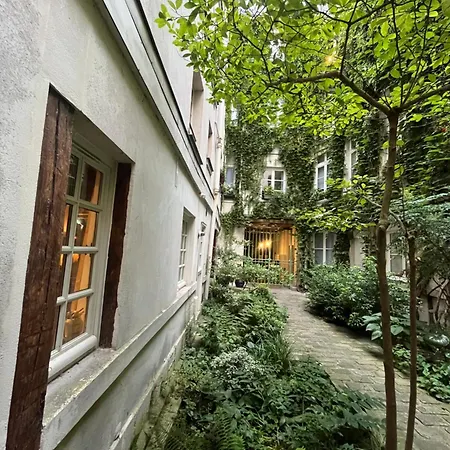 Apartment Cosy Dans Le Marais
